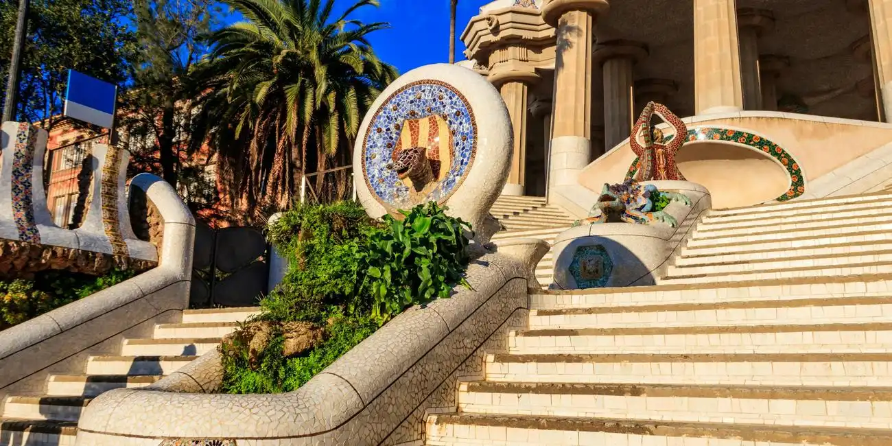 Park Güell Gaudí Barcelona グエル公園　ガイドブック Park Güell Gaudí Barcelona グエル公園ガイドブック